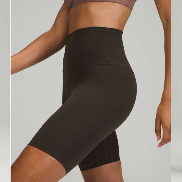 Lululemon Align High-Rise Short 8" Dark Olive 
Size 2 29 - Picture 3 of 6